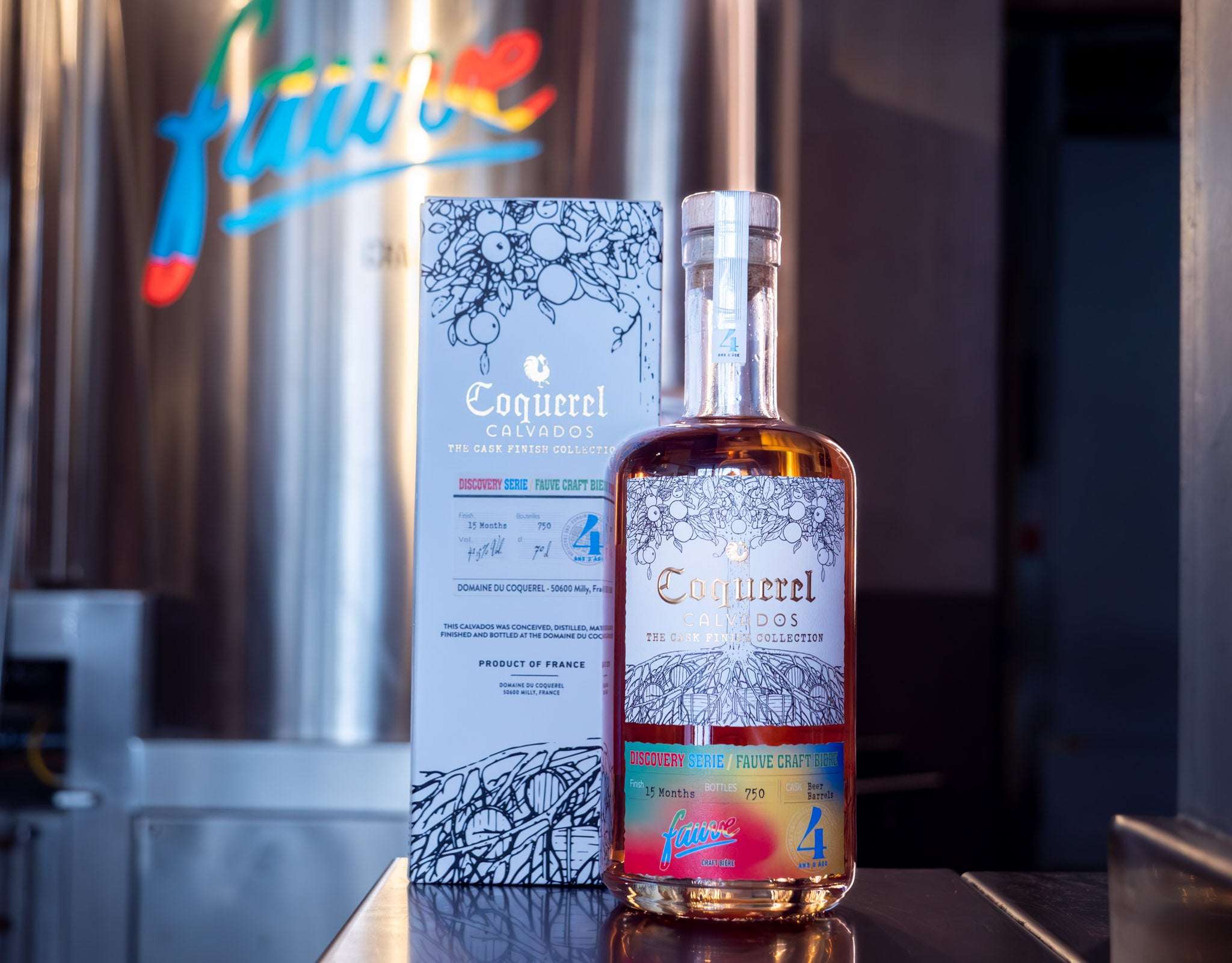 découvrez le calvados artisanal, une eau-de-vie de pomme authentique, élaborée dans le respect des traditions normandes pour offrir des arômes fruités et une qualité exceptionnelle.