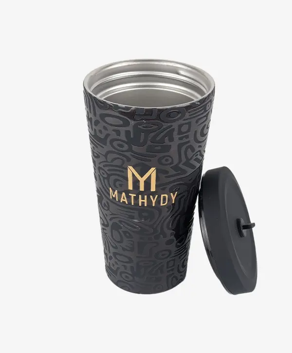 découvrez comment choisir le mug de voyage idéal en 2025 : conseils pour sélectionner la taille, l’isolation, le design et trouver le meilleur compagnon pour vos déplacements quotidiens.