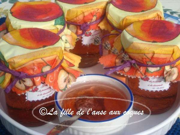 découvrez la gelée de lavande, une gourmandise originale aux saveurs florales délicates, idéale pour accompagner vos toasts, desserts ou yaourts. laissez-vous séduire par cette confiture artisanale parfumée au goût unique de lavande.