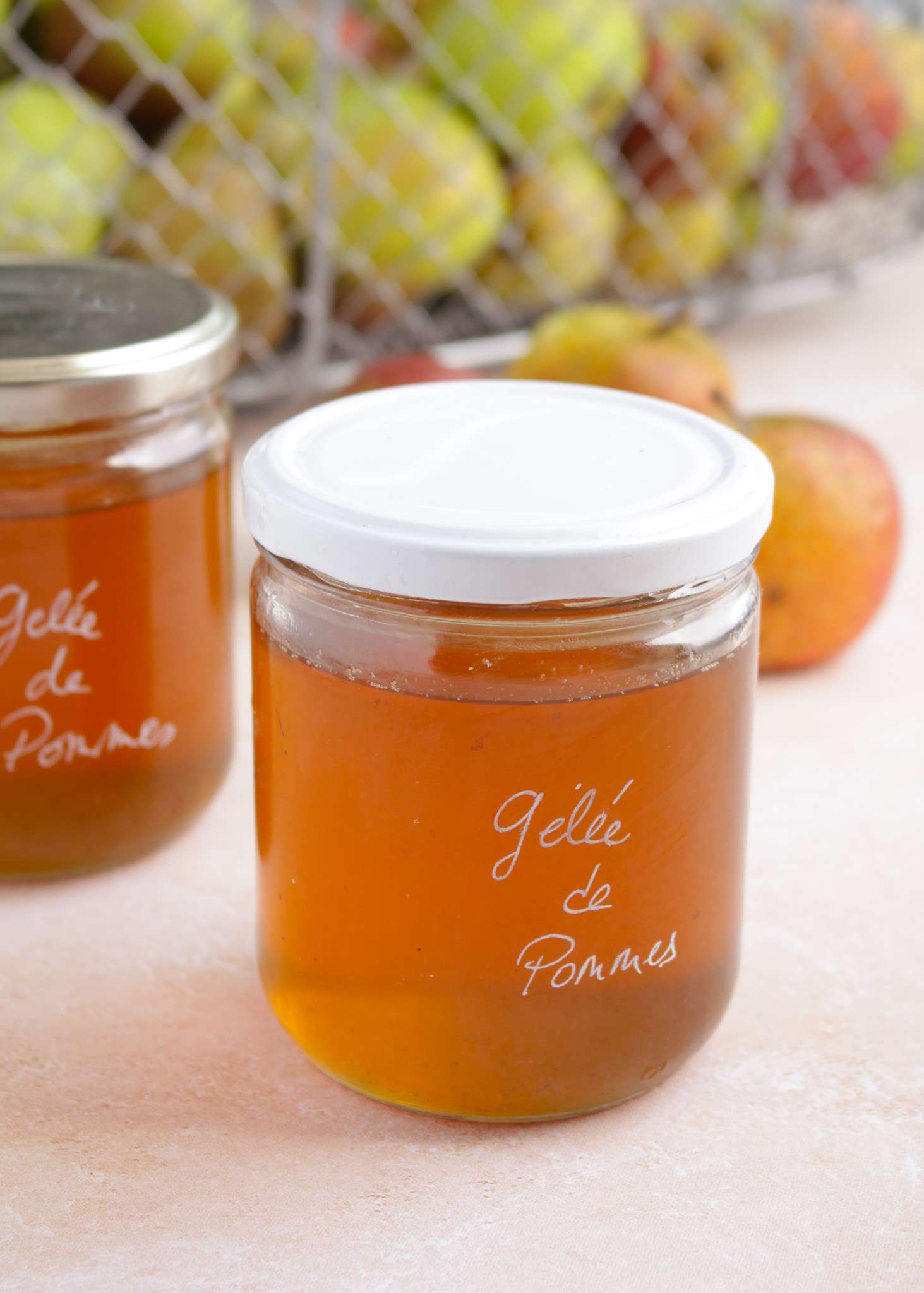 découvrez notre délicieuse gelée de pommes 2025, préparée avec des fruits frais et naturels. parfaite pour vos tartines, desserts et petits-déjeuners gourmands. savourez le goût authentique de la tradition !