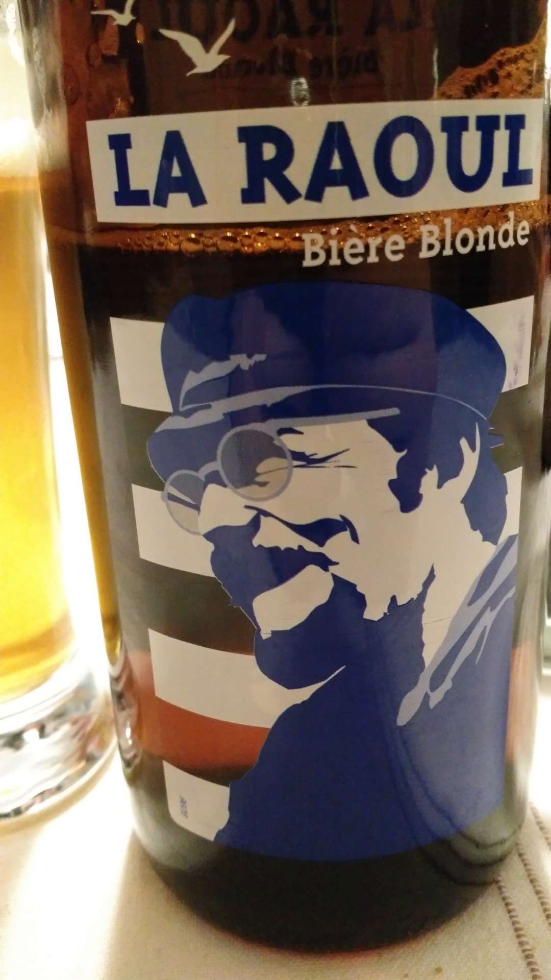 découvrez l'univers de raoul bière : histoire, saveurs et conseils pour déguster cette bière artisanale unique, appréciée des amateurs de houblon en quête d'authenticité.