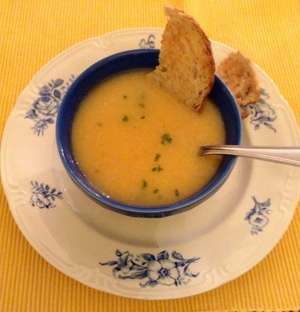découvrez notre délicieuse recette de velouté aux crevettes 2025 : une soupe onctueuse, raffinée et simple à réaliser, parfaite pour impressionner vos invités ou régaler la famille. conseils et astuces inclus pour un plat savoureux !