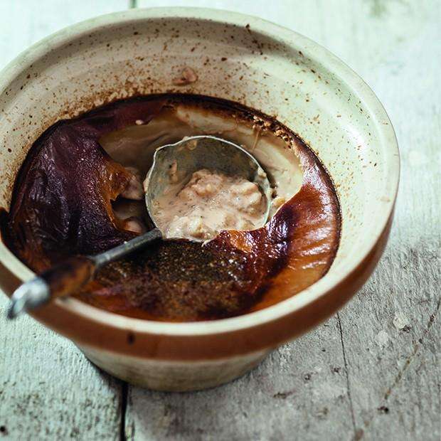 découvrez la teurgoule, un dessert traditionnel normand au riz au lait parfumé à la cannelle. recettes authentiques, astuces de préparation et conseils pour réussir cette gourmandise réconfortante chez vous.