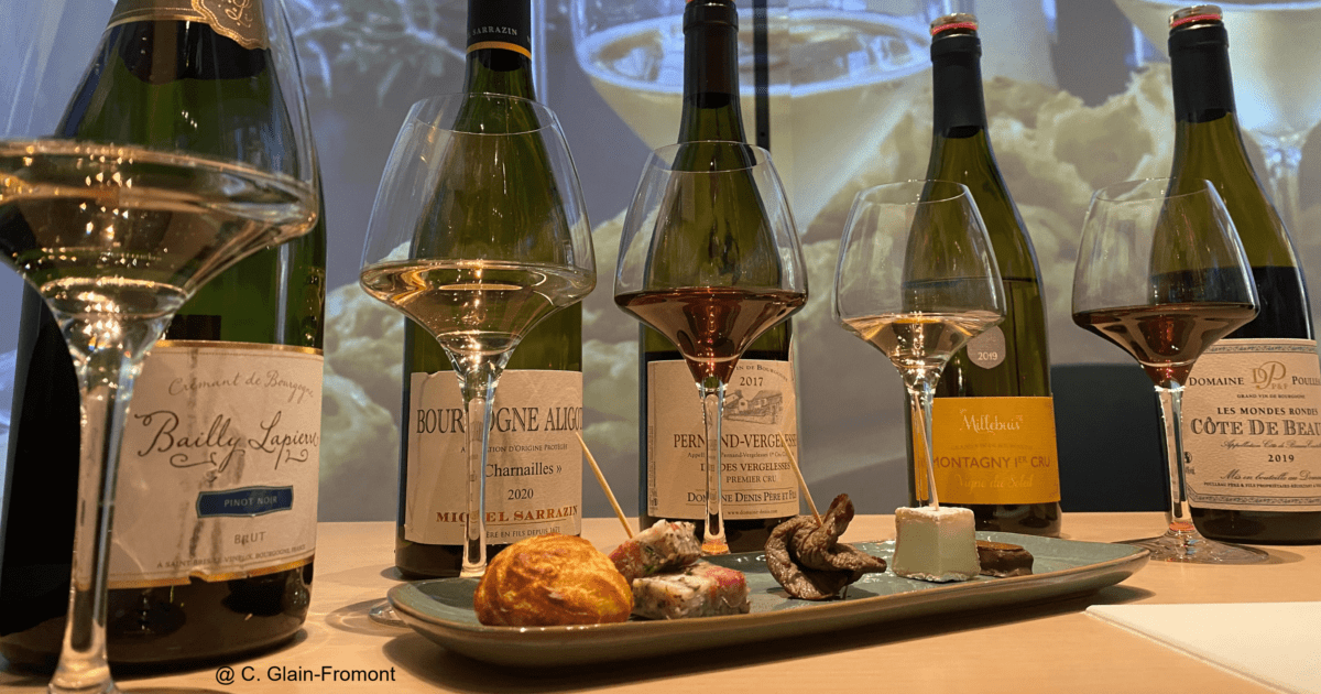 découvrez les meilleurs accords vin et bouchées pour 2025 : conseils et idées pour sublimer vos apéritifs et réceptions avec des associations raffinées et tendances.