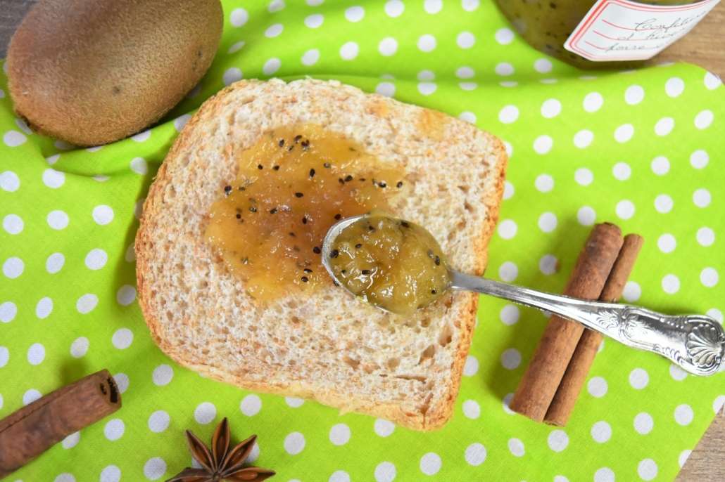 découvrez une recette facile et maison de confiture kiwi poire, parfaite pour des tartines gourmandes et naturelles.