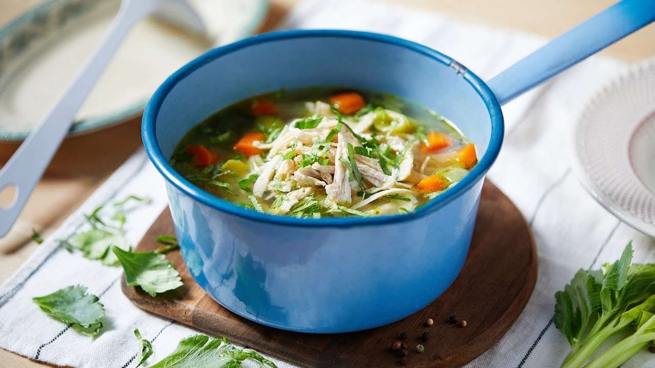 découvrez nos astuces et recettes faciles pour préparer une délicieuse soupe aux morceaux, parfaite pour réchauffer vos repas en toute simplicité.